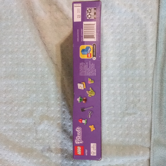 Lego - Picture 4 of 6